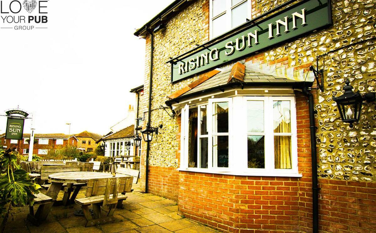 The Rising Sun Inn 滑铁卢维尔 外观 照片